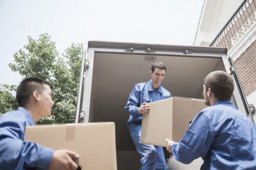 Van removals support for Dagenham residents