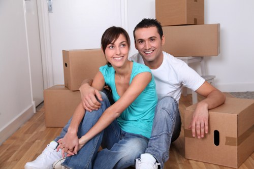 Household removals for a Dagenham flat or maisonette